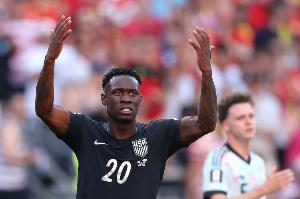 美国队两名官员被FIFA禁赛，美国足协称与巴洛贡红牌事件无关