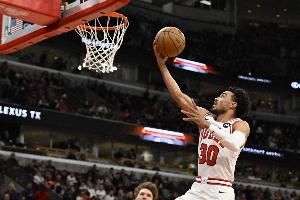 上赛季末节命中率最高球员Top10：特雷·琼斯64.7%居首 字母第二