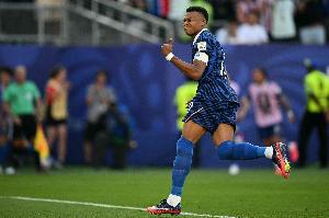 自1993年法国球员对FIFA前10射手榜：姆巴佩18球居首，齐达内次席
