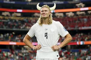 世界杯人气王！哈兰德过去一月INS涨粉1800万，对巴西一战涨500万