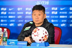 记者：蓉渝德比铜梁龙4位U20球员首发，蓉城9名30岁以上球员